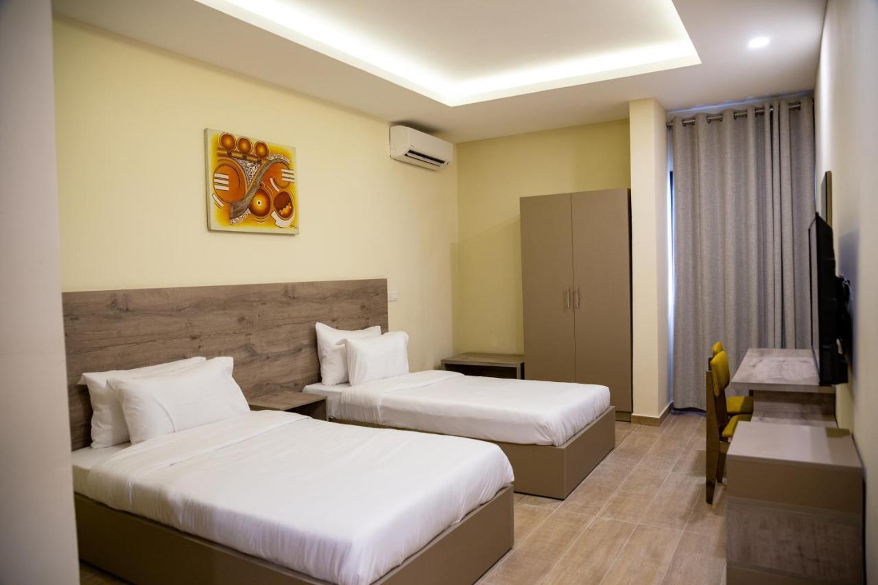 Silver Moon Hotel أبيدجان المظهر الخارجي الصورة