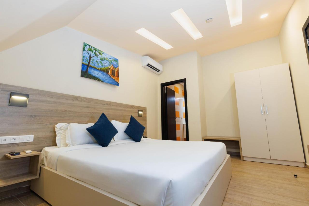 Silver Moon Hotel أبيدجان المظهر الخارجي الصورة