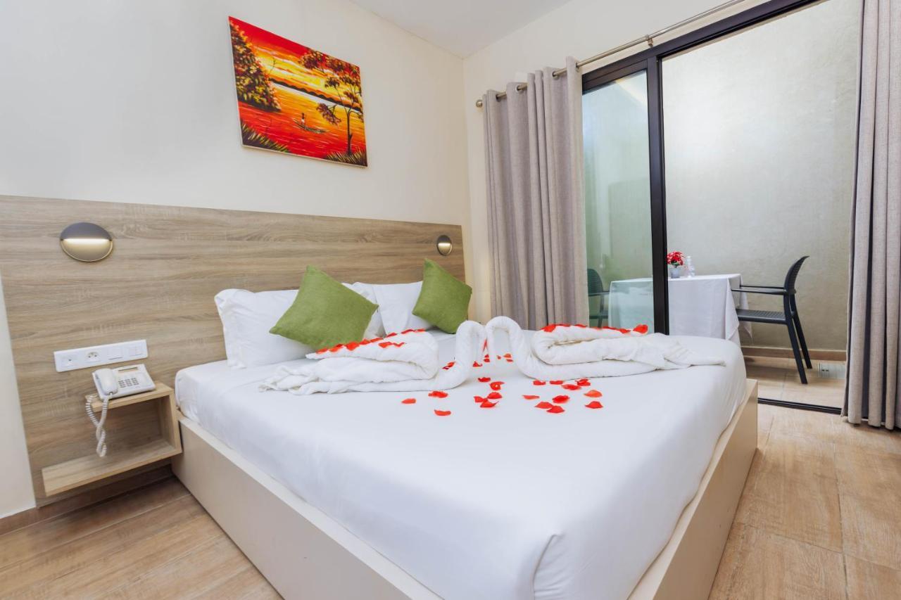 Silver Moon Hotel أبيدجان المظهر الخارجي الصورة